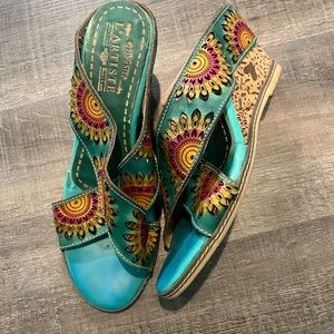 L'Artiste Women's Enticing Leather Slide Sand